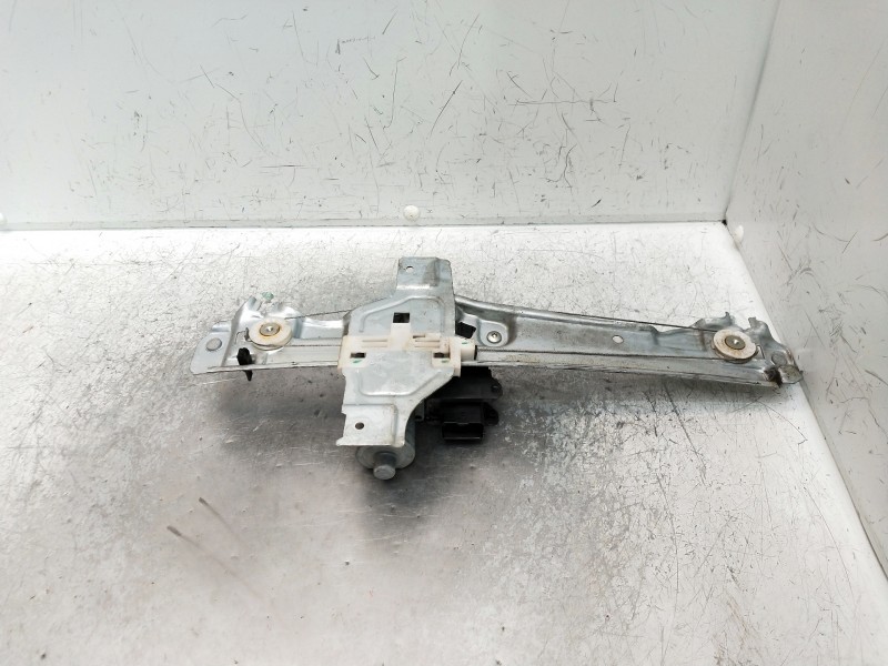 Recambio de elevalunas trasero derecho para peugeot 2008 (--.2013) referencia OEM IAM 9806082180 9806088580 5P