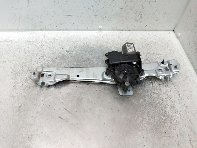 Recambio de elevalunas trasero izquierdo para peugeot 2008 (--.2013) referencia OEM IAM 9806088680 9806082280. 0130822971 5P