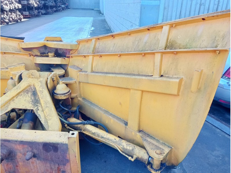 Recambio de defensa delantera para uro 150 turbo referencia OEM IAM   