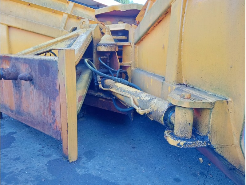 Recambio de defensa delantera para uro 150 turbo referencia OEM IAM   