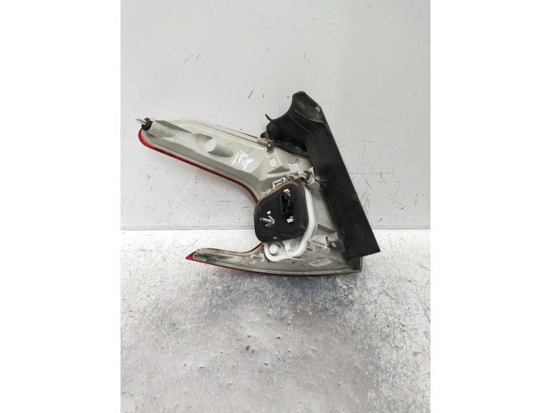 Recambio de piloto trasero derecho para peugeot 2008 (--.2013) referencia OEM IAM 9678074380  