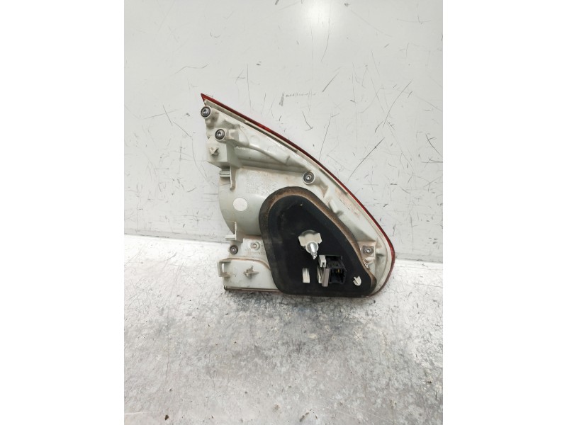 Recambio de piloto trasero derecho interior para peugeot 2008 (--.2013) referencia OEM IAM   