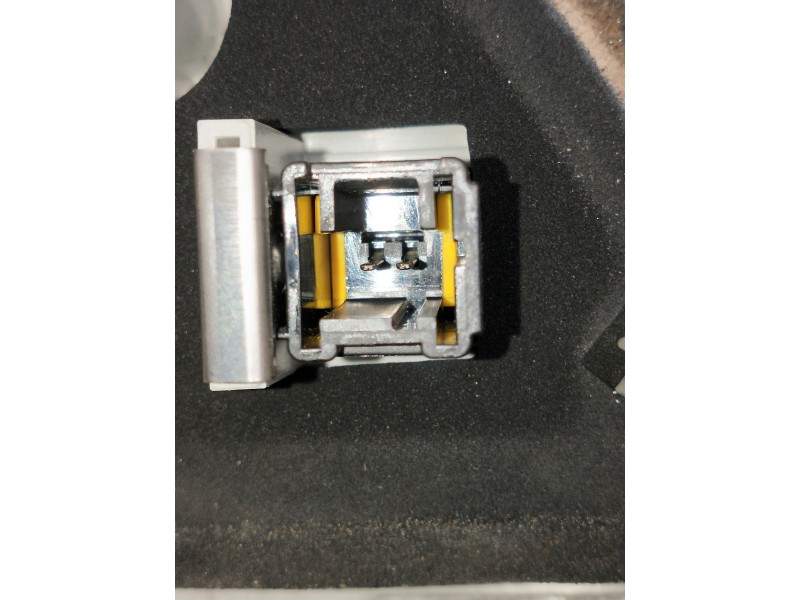 Recambio de piloto trasero derecho interior para peugeot 2008 (--.2013) referencia OEM IAM   