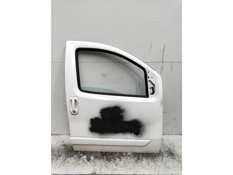 Recambio de puerta delantera derecha para fiat fiorino referencia OEM IAM   4P