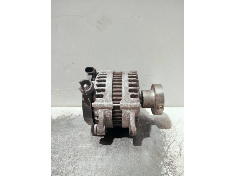 Recambio de alternador para ford mondeo ber. (ca2) referencia OEM IAM 6G9N10300UD 0121615008 
