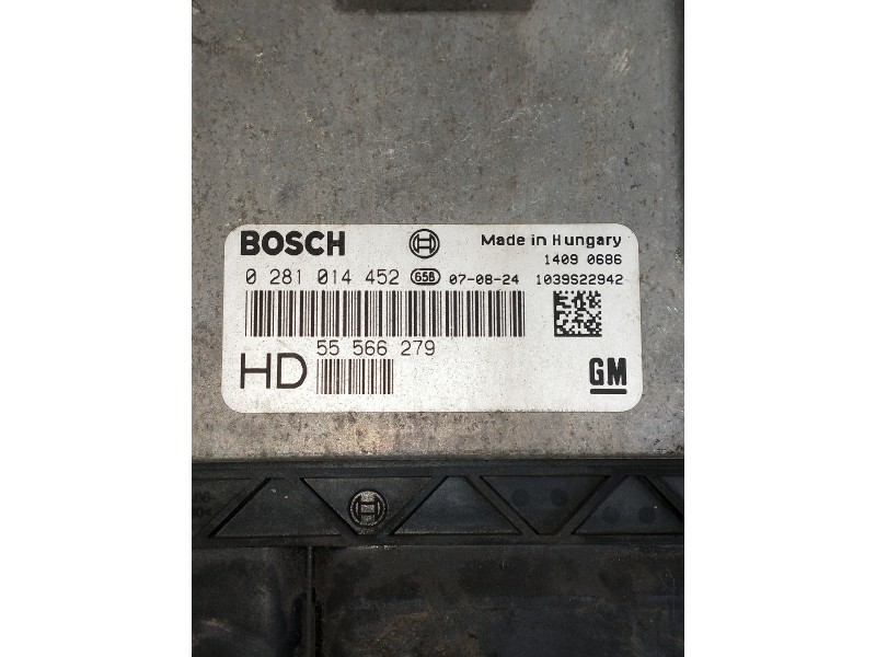 Recambio de centralita motor uce para opel zafira b referencia OEM IAM 0281014452 55566279 