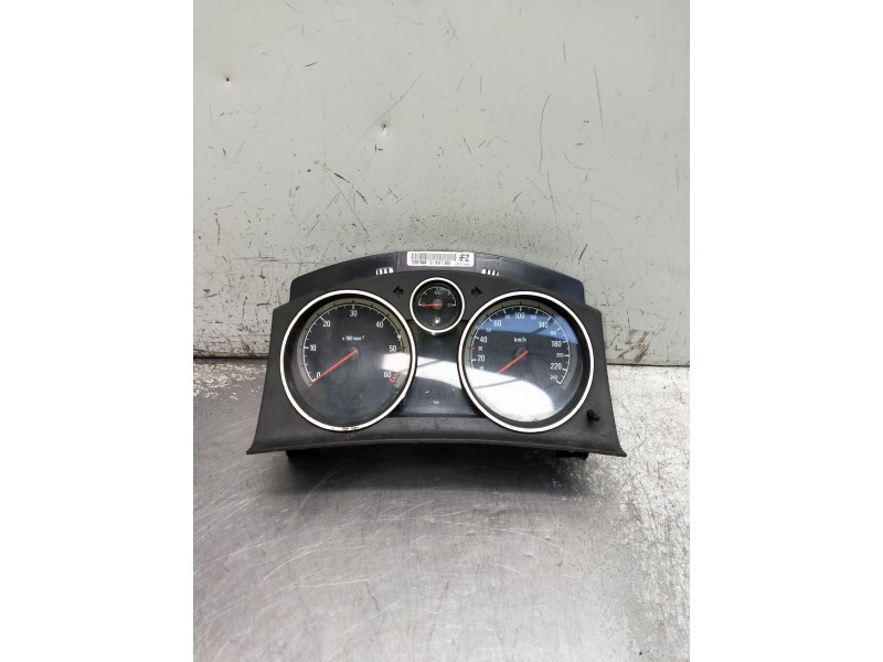 Recambio de cuadro instrumentos para opel zafira b referencia OEM IAM 13267544  