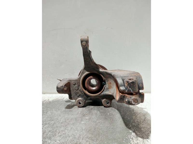 Recambio de mangueta delantera izquierda para ford focus lim. (cb4) referencia OEM IAM 3M513K171  