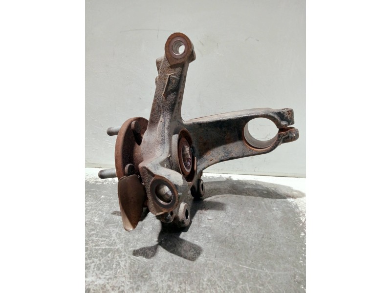 Recambio de mangueta delantera izquierda para ford focus lim. (cb4) referencia OEM IAM 3M513K171  