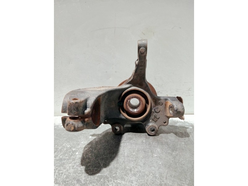 Recambio de mangueta delantera derecha para ford focus lim. (cb4) referencia OEM IAM 3M513K170  