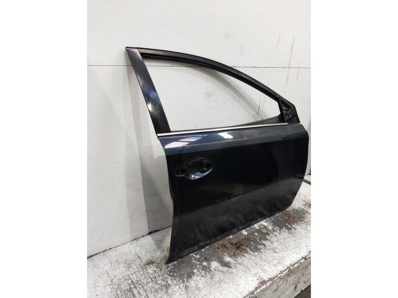 Recambio de puerta delantera derecha para toyota auris business referencia OEM IAM   5P