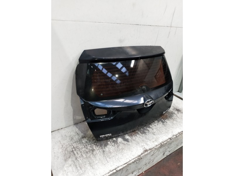 Recambio de porton trasero para toyota auris business referencia OEM IAM   5P