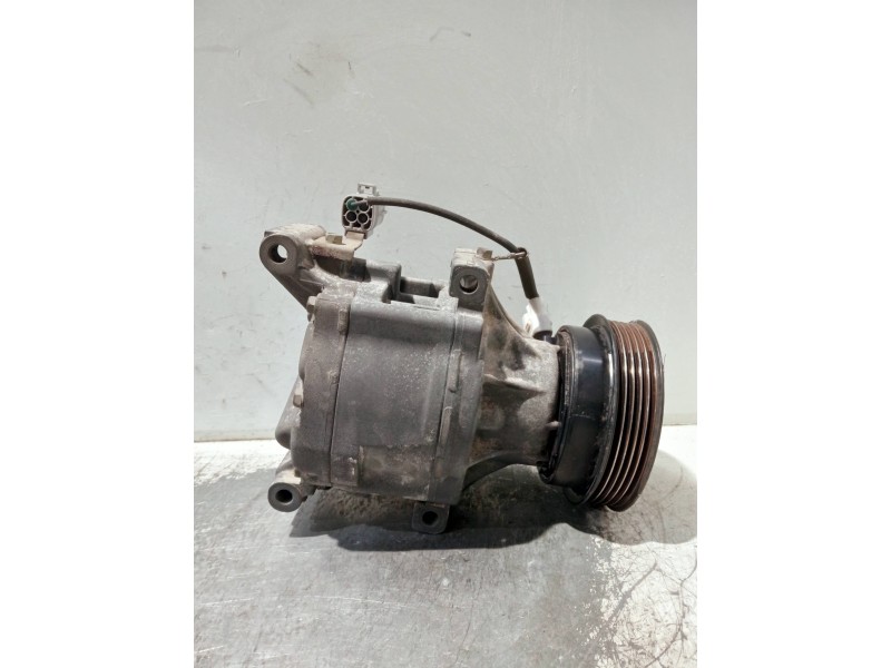 Recambio de compresor aire acondicionado para toyota corolla (e12) referencia OEM IAM 4472206362 SCSA06C 