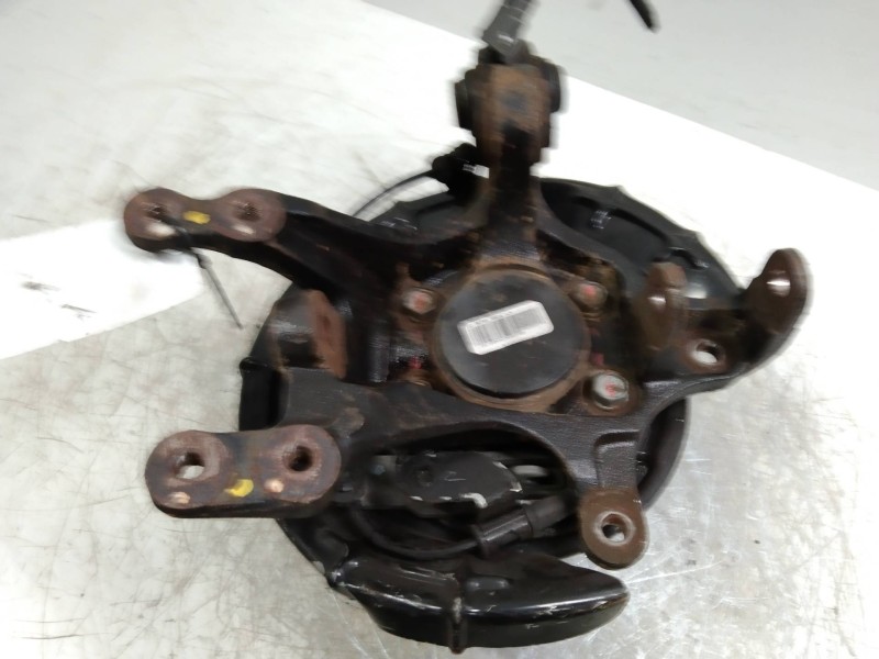 Recambio de mangueta trasera izquierda para kia cee´d referencia OEM IAM   