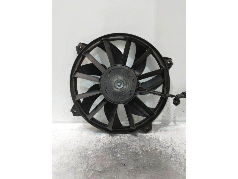 Recambio de electroventilador para peugeot 3008 referencia OEM IAM 10497874716T  