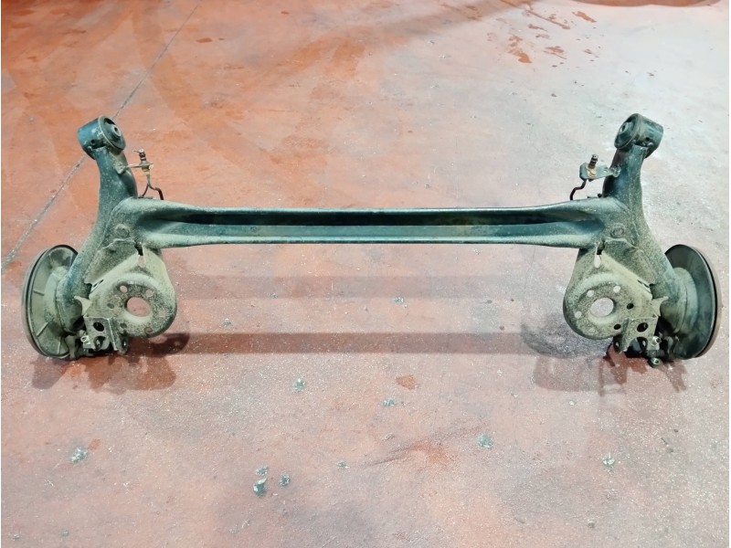 Recambio de puente trasero para toyota auris luna referencia OEM IAM   DISCO / ABS