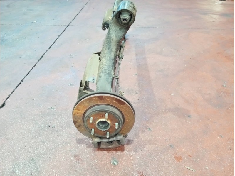 Recambio de puente trasero para toyota auris luna referencia OEM IAM   DISCO / ABS