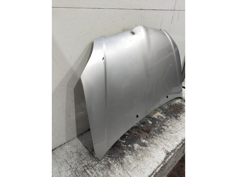 Recambio de capot para toyota corolla (e12) referencia OEM IAM   