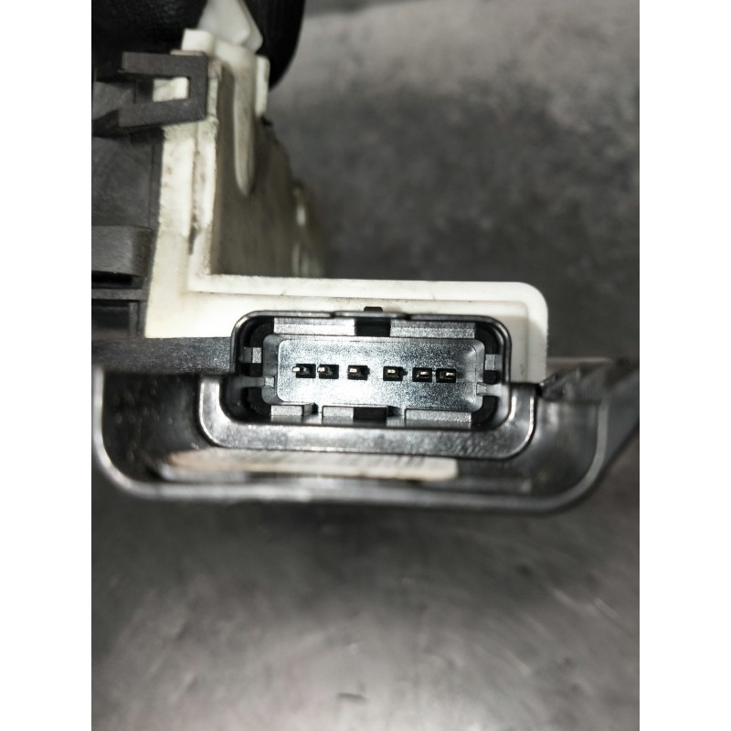 Recambio de motor cierre centralizado delantero derecho para peugeot 3008 referencia OEM IAM 732290 1371M030313 5P