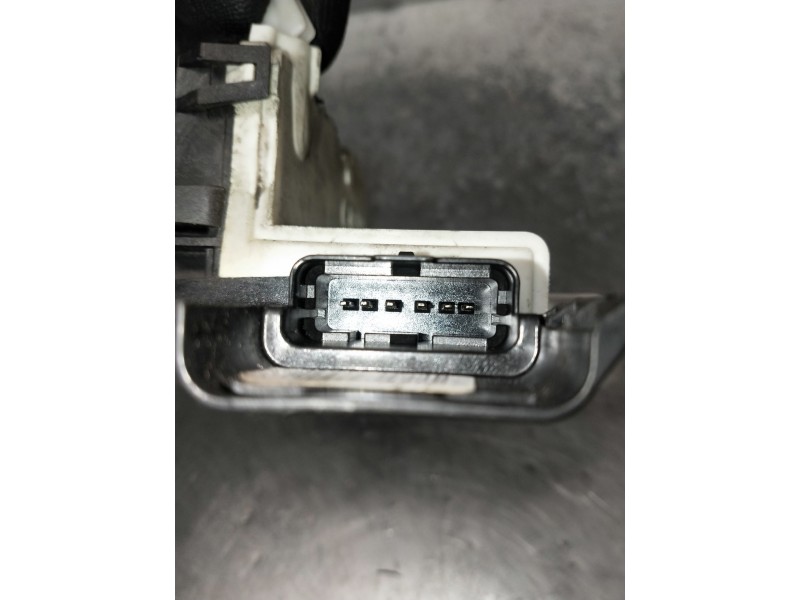 Recambio de motor cierre centralizado delantero derecho para peugeot 3008 referencia OEM IAM 732290 1371M030313 5P