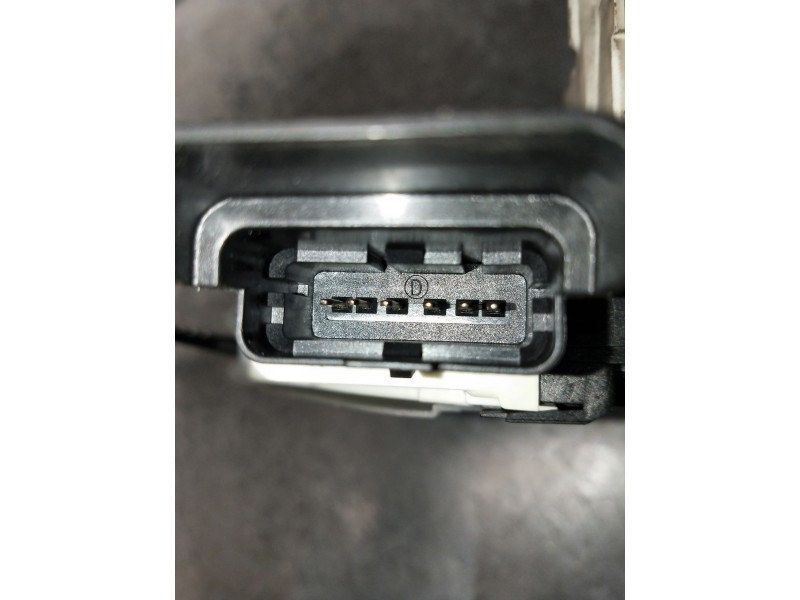 Recambio de motor cierre centralizado delantero izquierdo para peugeot 3008 referencia OEM IAM 732291 1371A1812J3 5P
