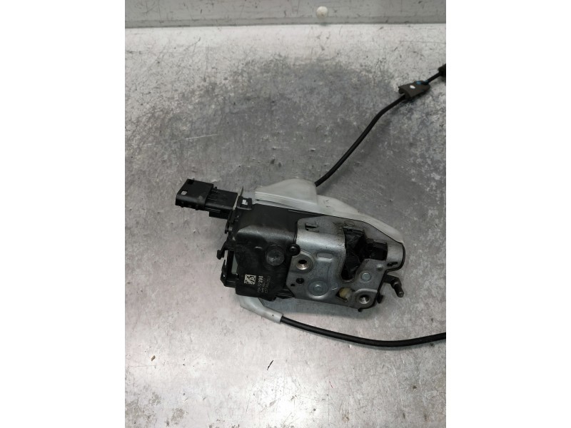 Recambio de motor cierre centralizado trasero derecho para peugeot 3008 referencia OEM IAM 732298 2371A0435I2 5P