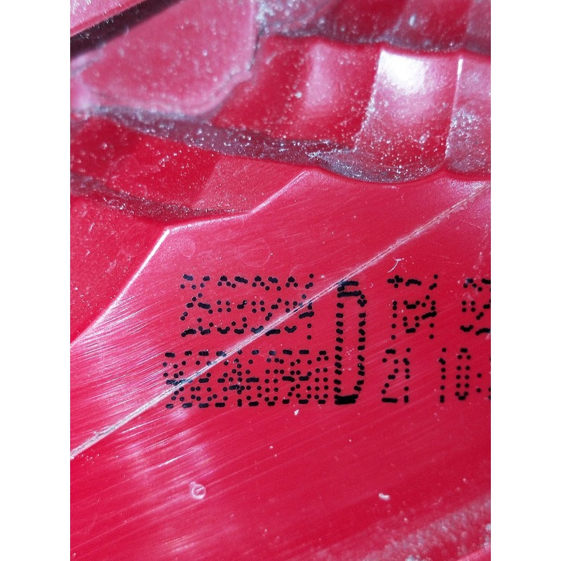 Recambio de piloto trasero derecho interior para peugeot 3008 referencia OEM IAM 9683460980  