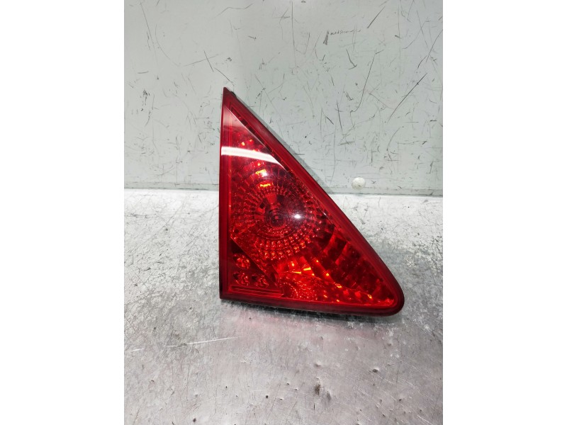 Recambio de piloto trasero izquierdo interior para peugeot 3008 referencia OEM IAM 9683461080  