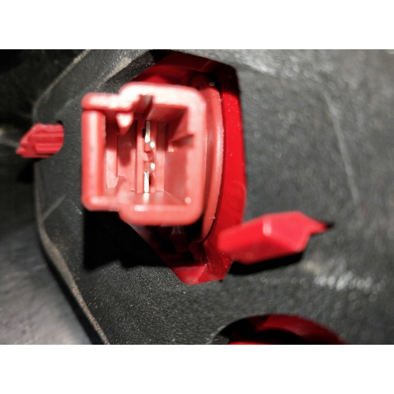 Recambio de piloto trasero izquierdo interior para peugeot 3008 referencia OEM IAM 9683461080  