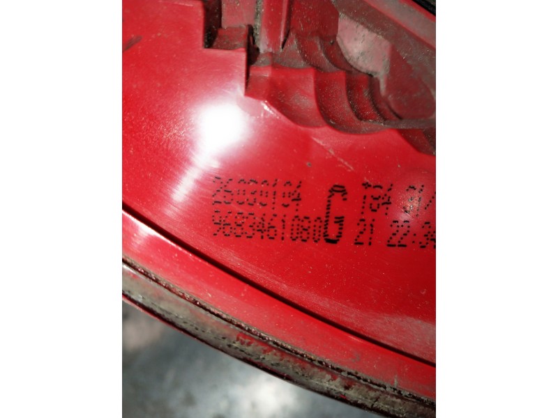 Recambio de piloto trasero izquierdo interior para peugeot 3008 referencia OEM IAM 9683461080  