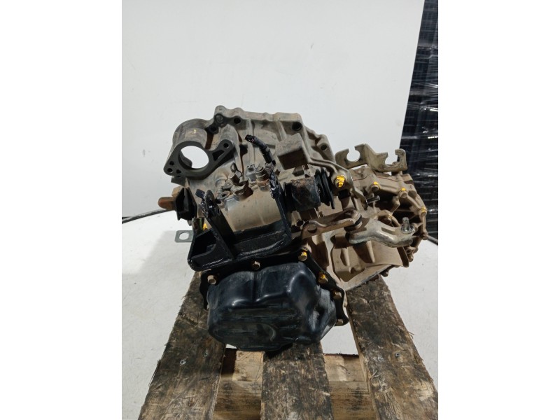 Recambio de caja cambios para toyota corolla (e12) referencia OEM IAM   5V