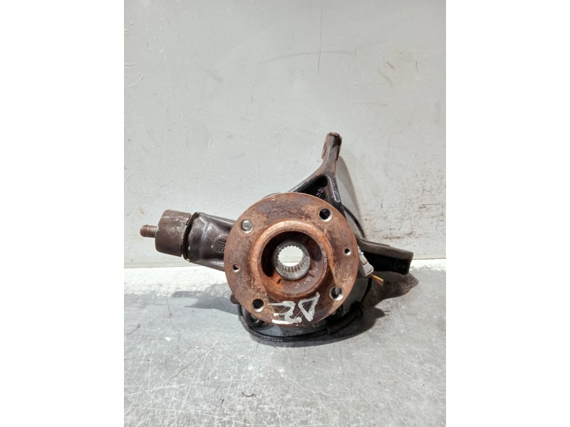 Recambio de mangueta delantera derecha para citroen c4 sedan referencia OEM IAM   