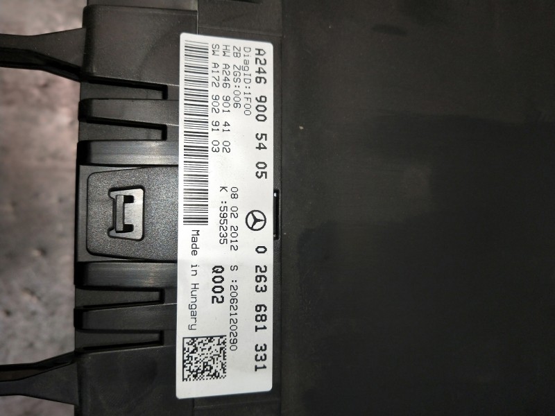 Recambio de cuadro instrumentos para mercedes clase b (w246) b 180 cdi be (246.200) referencia OEM IAM   