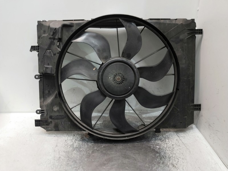 Recambio de electroventilador para mercedes clase b (w246) b 180 cdi be (246.200) referencia OEM IAM A2465000064 0130308425 3135