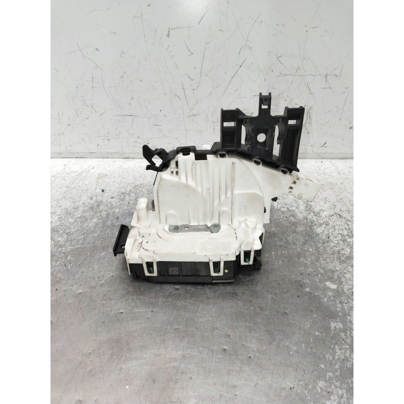 Recambio de motor cierre centralizado trasero derecho para mercedes clase b (w246) b 180 cdi be (246.200) referencia OEM IAM A20