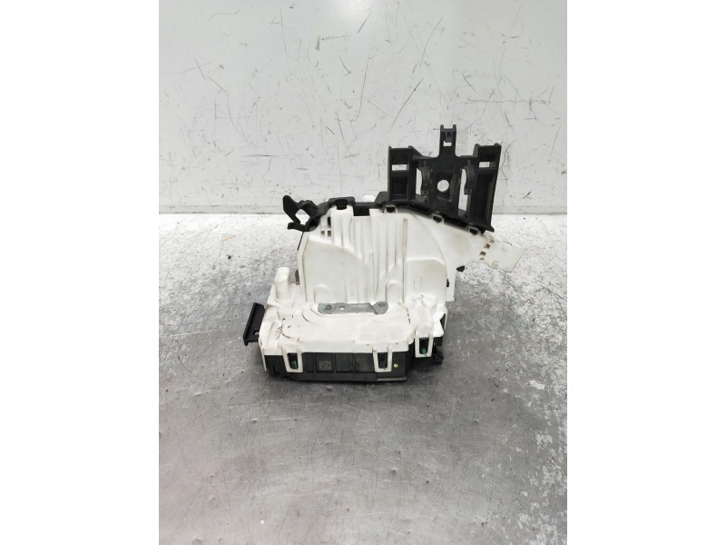 Recambio de motor cierre centralizado trasero derecho para mercedes clase b (w246) b 180 cdi be (246.200) referencia OEM IAM A20