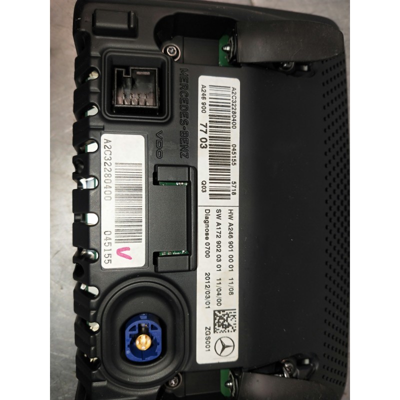 Recambio de pantalla multifuncion para mercedes clase b (w246) b 180 cdi be (246.200) referencia OEM IAM A2469007703 A2C32280400