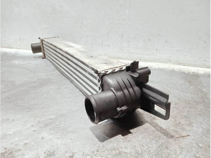 Recambio de intercooler para fiat fiorino referencia OEM IAM 51790623 L8119001 