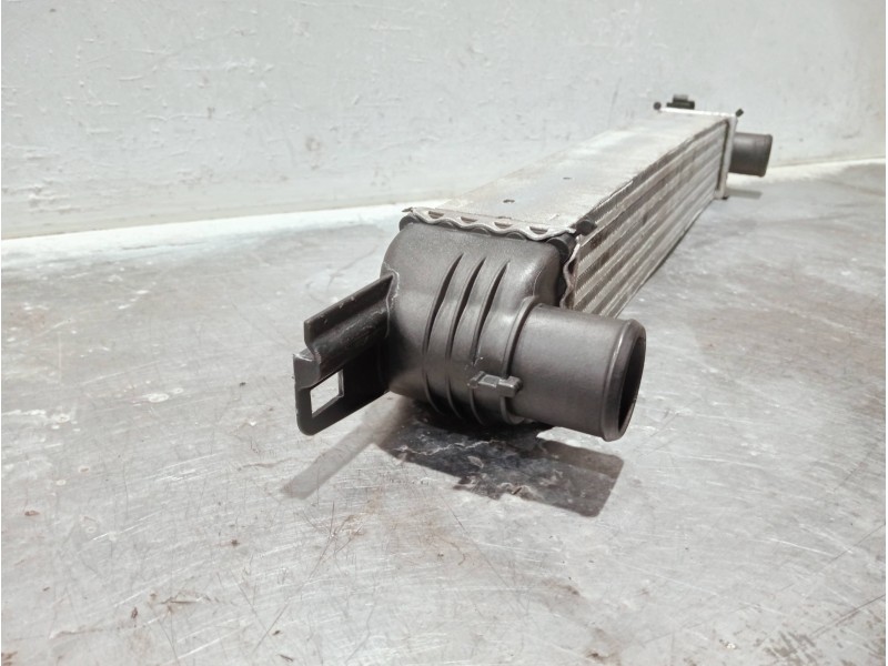 Recambio de intercooler para fiat fiorino referencia OEM IAM 51790623 L8119001 