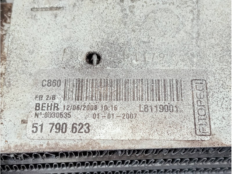 Recambio de intercooler para fiat fiorino referencia OEM IAM 51790623 L8119001 