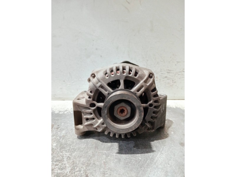 Recambio de alternador para fiat fiorino referencia OEM IAM 51784847 2543484A TG8S021