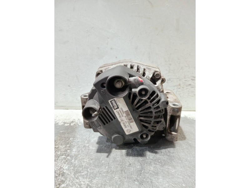 Recambio de alternador para fiat fiorino referencia OEM IAM 51784847 2543484A TG8S021