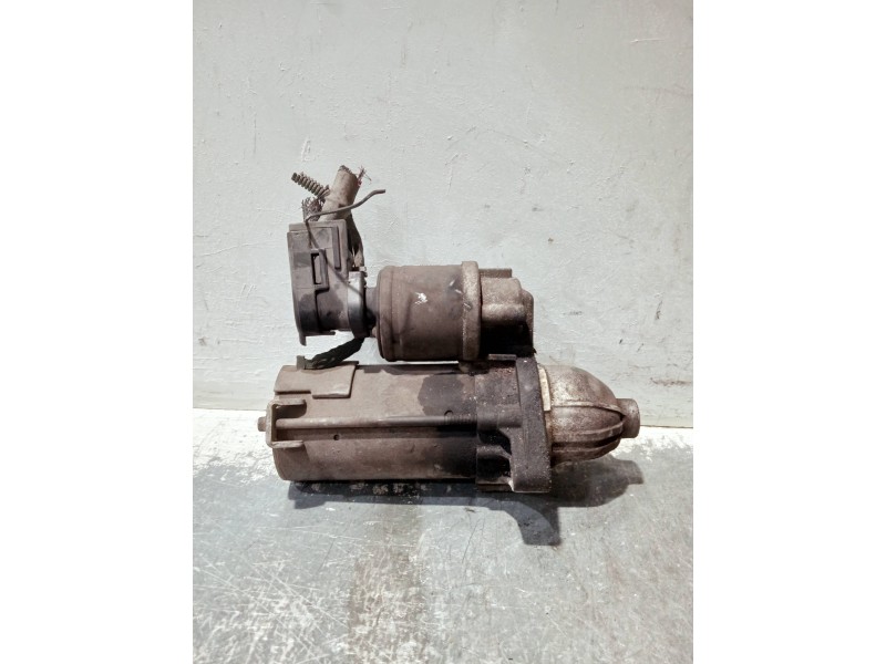 Recambio de motor arranque para fiat fiorino referencia OEM IAM 518102660 D6G32 