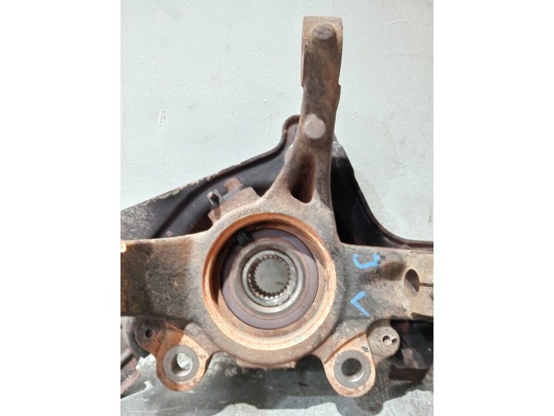 Recambio de mangueta delantera derecha para fiat fiorino referencia OEM IAM   