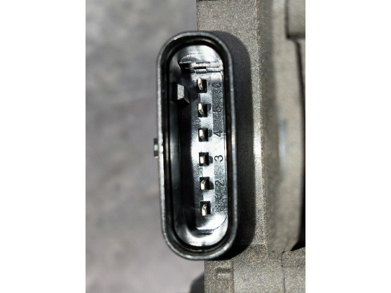 Recambio de potenciometro pedal para mercedes clase b (w246) b 180 cdi be (246.200) referencia OEM IAM A2463001604  