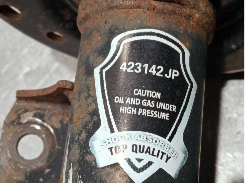 Recambio de amortiguador delantero derecho para fiat fiorino referencia OEM IAM 423142JP  