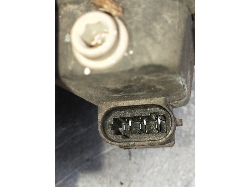 Recambio de faro derecho para renault kangoo (f/kc0) referencia OEM IAM 086670 89001034 