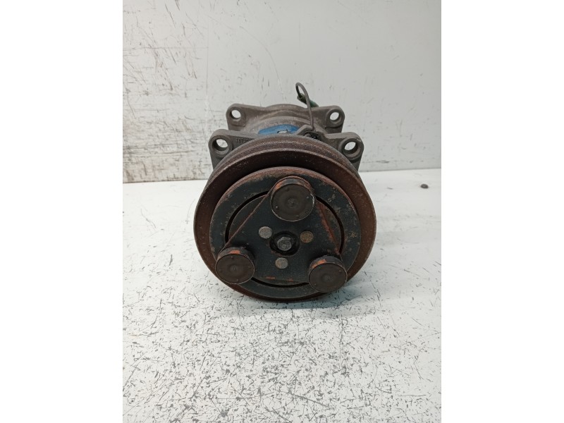 Recambio de compresor aire acondicionado para mercedes sprinter (w901,w904) caja cerr. referencia OEM IAM 06307402  