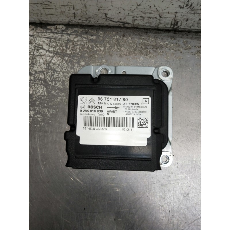Recambio de kit airbag para peugeot 3008 referencia OEM IAM 0285010830 9675181780 VER FOTOS DEL SALPICADERO