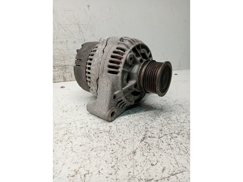 Recambio de alternador para mercedes sprinter (w901,w904) caja cerr. referencia OEM IAM A0101540802  